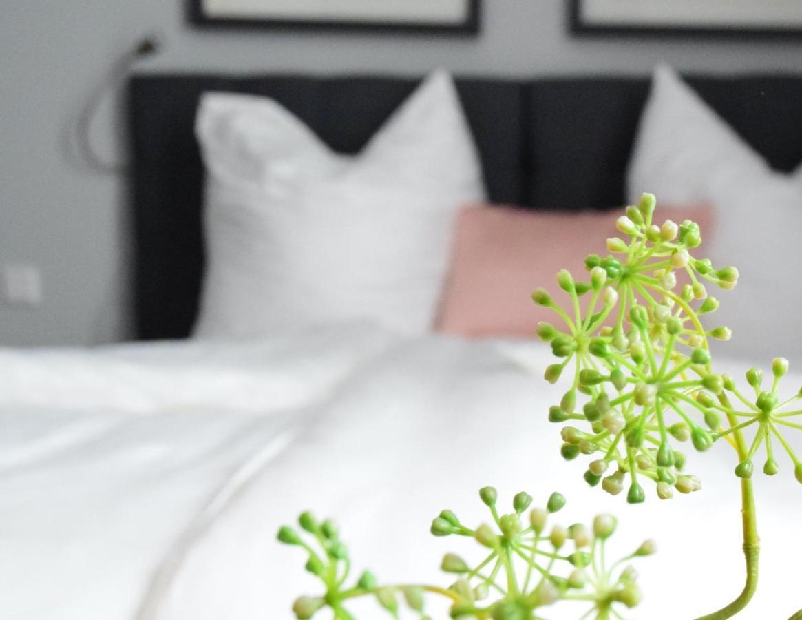 Ole Hotel Хамбург Екстериор снимка