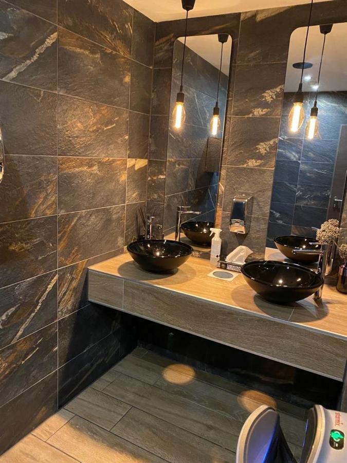 Ole Hotel Хамбург Екстериор снимка