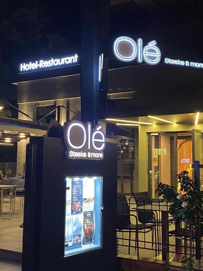 Ole Hotel Хамбург Екстериор снимка